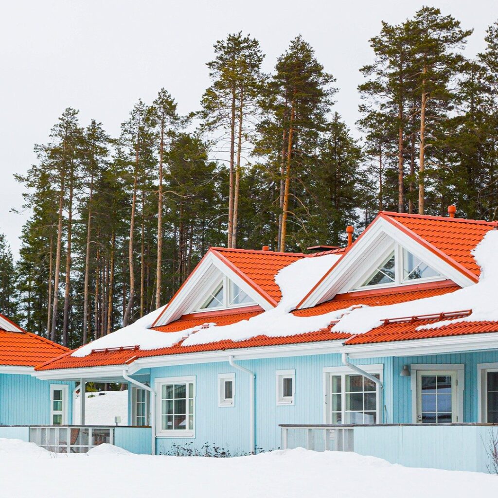 Snow-covered Katinkulta holiday cottages in Vuokatti