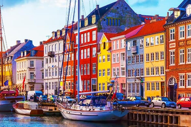 Colourful waterfront houses in Copenhagen’s Nyhavn.